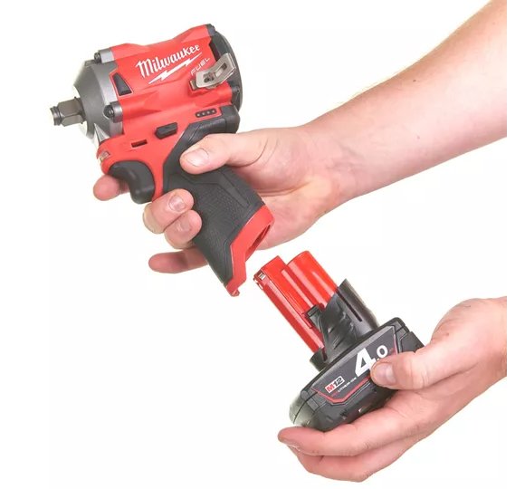 Гайковерт аккумуляторный Milwaukee M12 FIWF12-422X FUEL